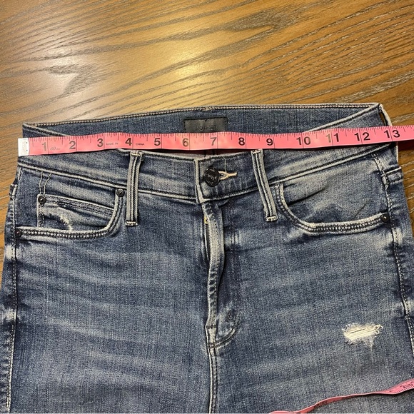 MOTHER Mid Rise Dazzler Ankle Fray Distressed Jeans - Picture 12 of 14